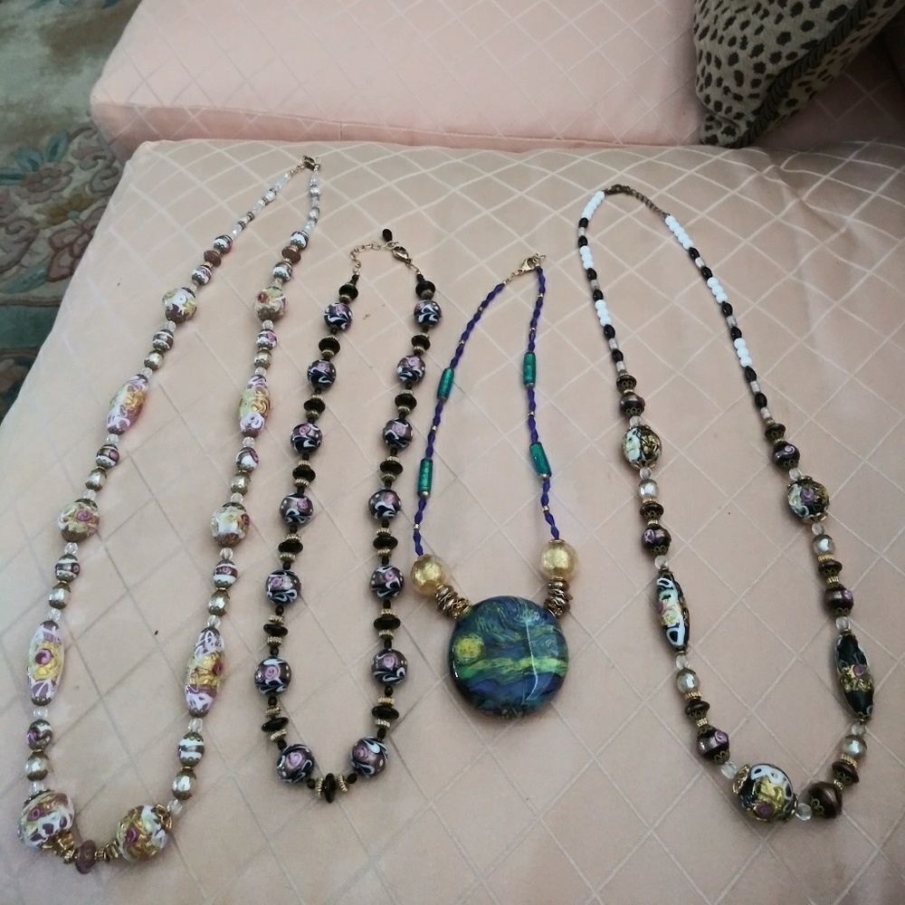 NOT FOR SALE these are Venetian Dograssa beads